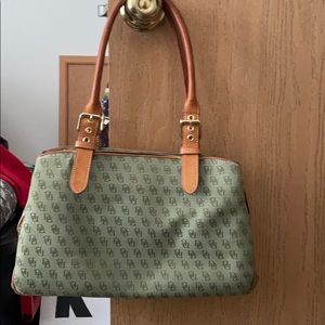 Dooney & Bourke purse